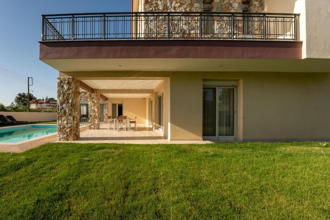 Kalisun Exclusive Villas Nea Kallikrateia Exterior photo